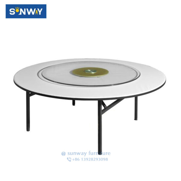banquet table
