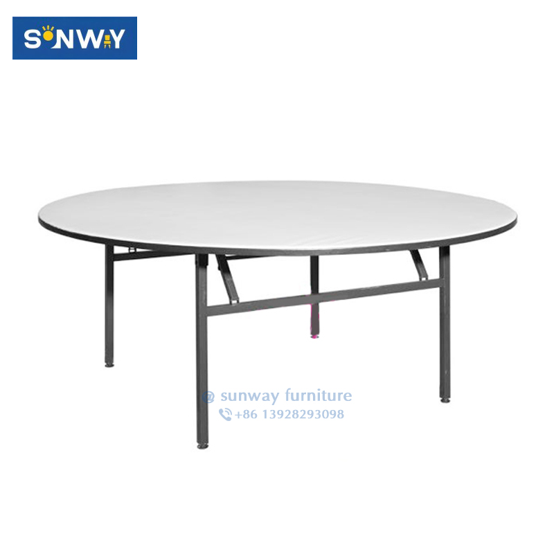 Restaurant banquet table