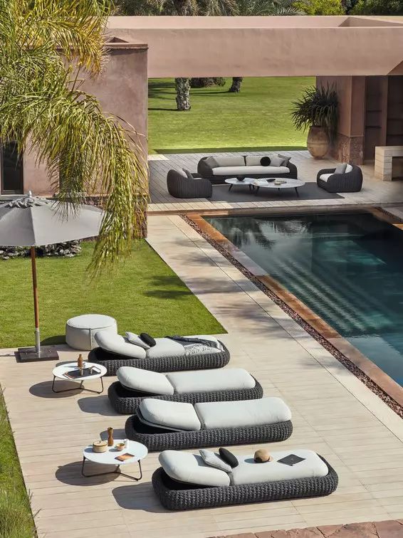 Beach Hotel Outdoor Furniture